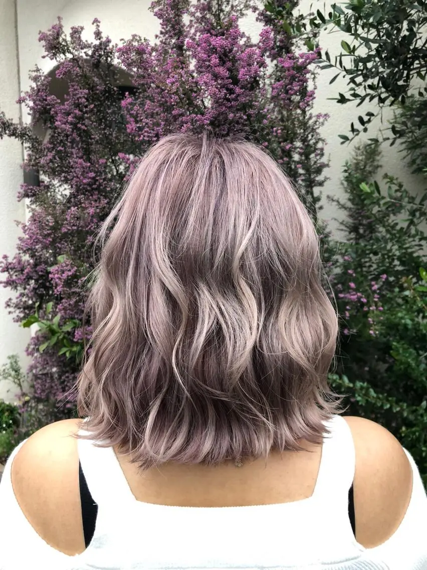 ミディアム カラー ヘアカラー ヘアセット 韓国ヘア🤍髪質改善 🇰🇷AKANEのヘアスタイル