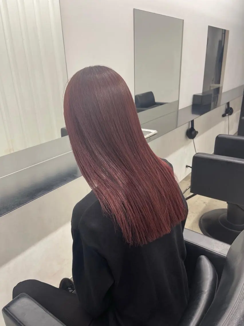 ロング TAKUMI .のヘアスタイル
