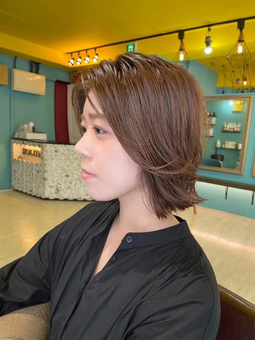 ミディアム ボブレイヤー アッシュ ボブ レイヤーカット 末石 智のヘアスタイル