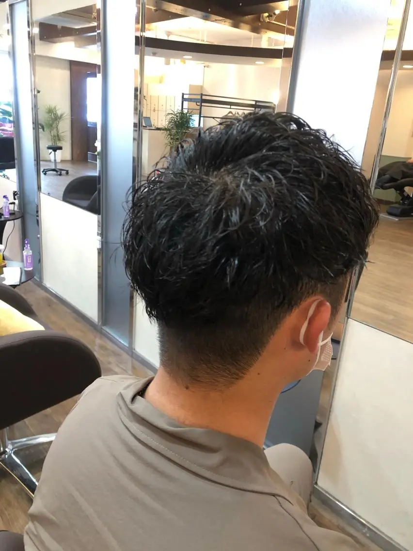 ショート パーマ メンズ MATSURI BASE.AWAJIのヘアスタイル