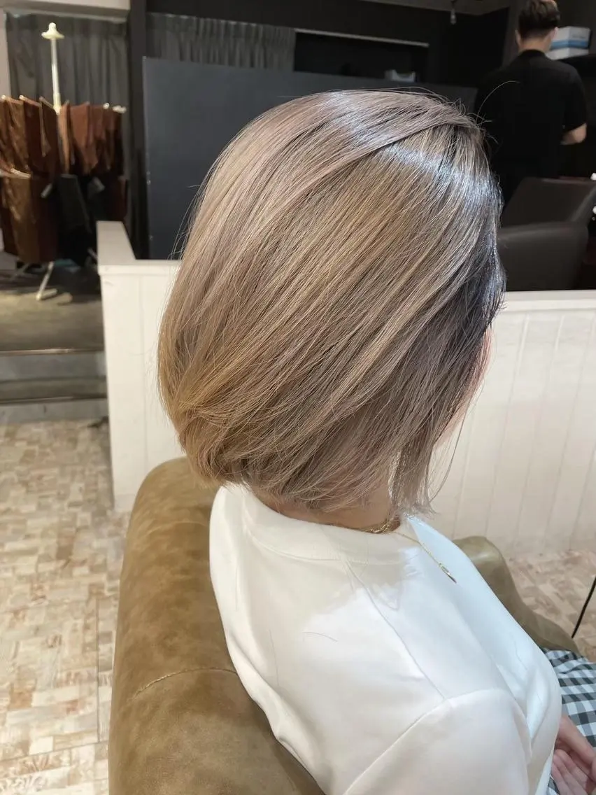 ショート お団子ヘア ミストバング ボブ ハイライト 姫カット 松本　湧貴 ショートスタイルのヘアスタイル