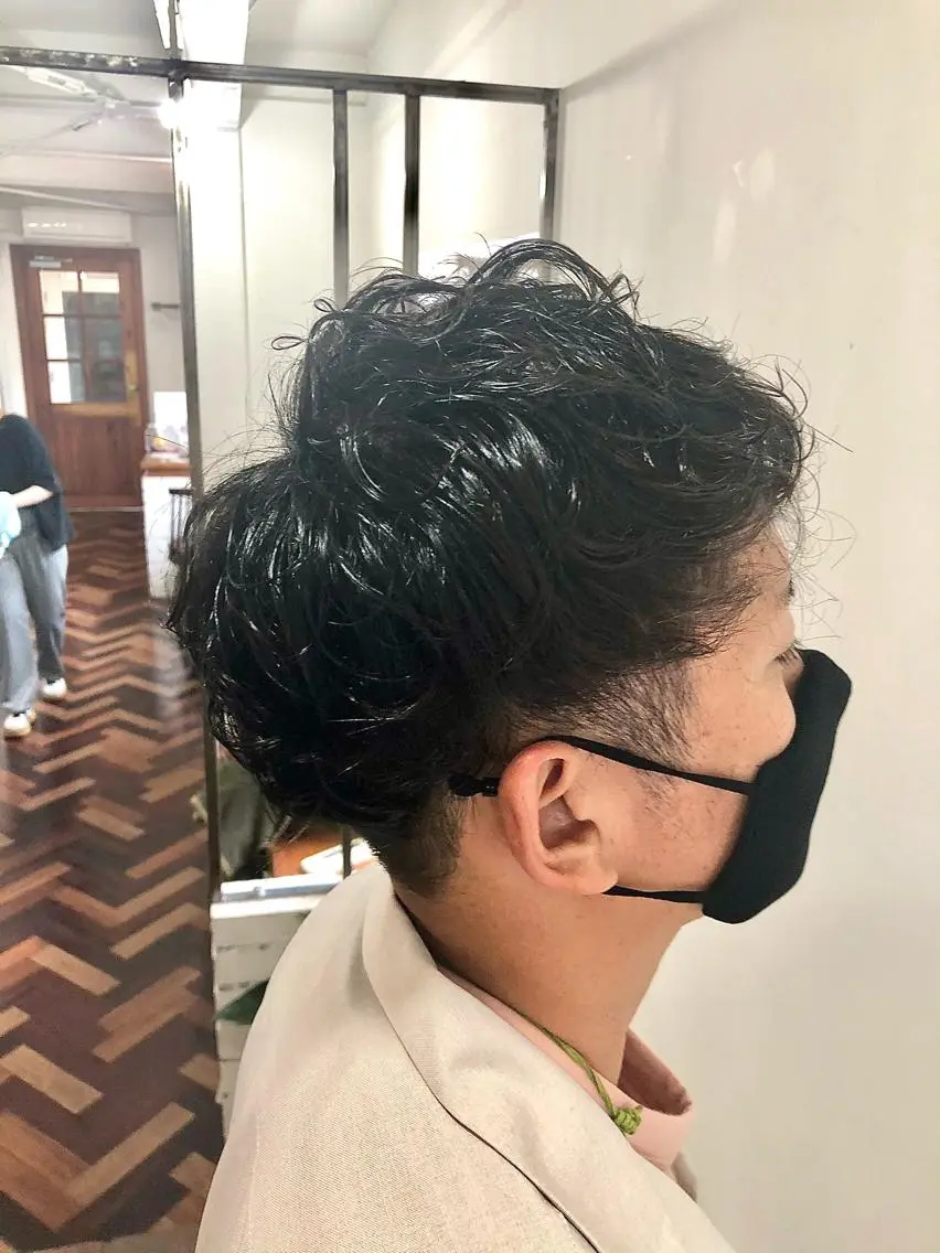 ショート パーマ メンズ メンズパーマ スパイラルパーマ カット パーマ 佐藤 悠生 メンズパーマ.カットのヘアスタイル