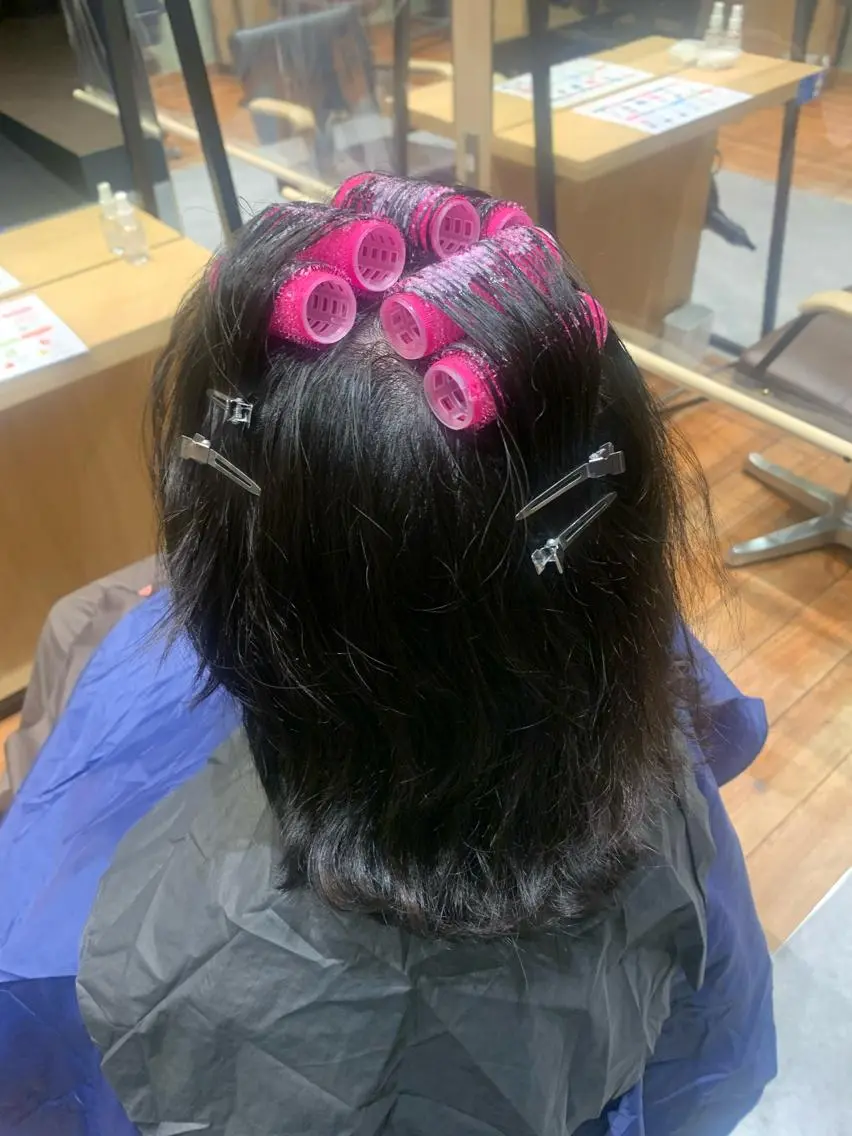 パーマ 小西 美帆のヘアスタイル