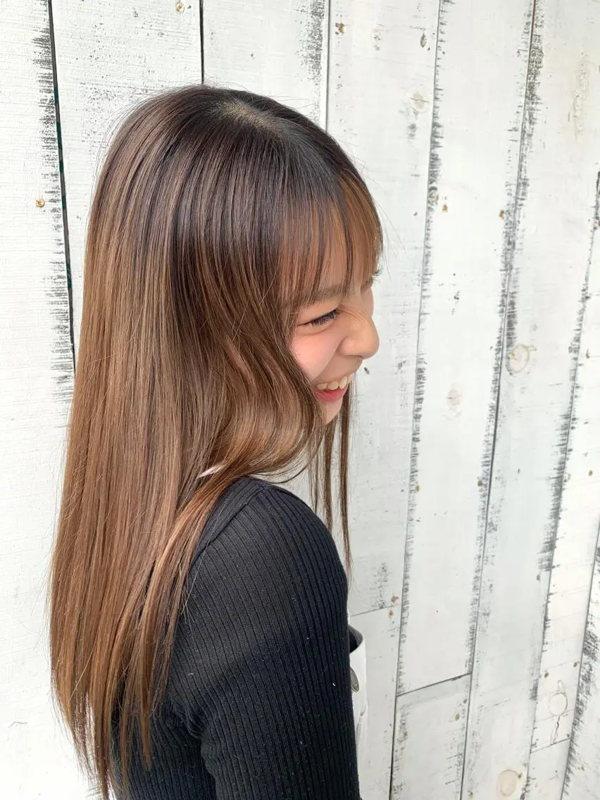 セミロング トリートメント 金井愛華 【monolith】のヘアスタイル