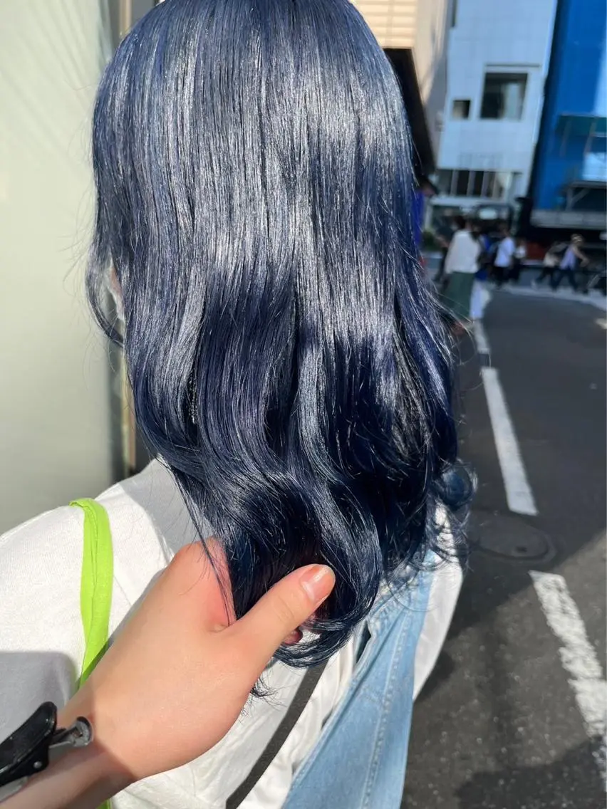 ミディアム カラー ブルーカラー ネイビーカラー 新宿/美髪/髪質改善 🫧リョウ🫧のヘアスタイル