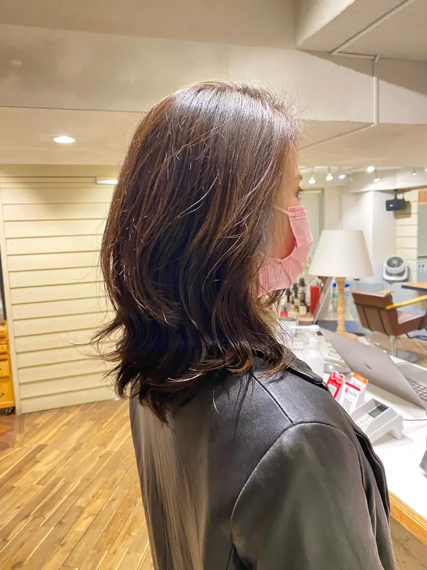 ミディアム パーマ ミディアムパーマ カット パーマ トリートメント 吉田 光佑のヘアスタイル