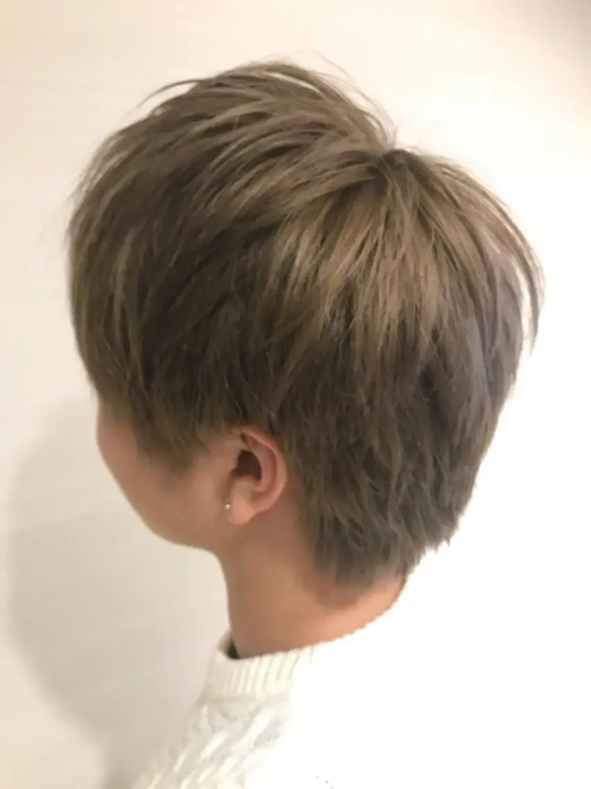 ショート カラー パーマ ヘアアレンジ メンズ キッズ ネイル マツエク・マツパ メンズブリーチ アッシュ ブリーチ カット ヘアカラー トリートメント EnBlesS西宮 マンツーマン神道有基のヘアスタイル