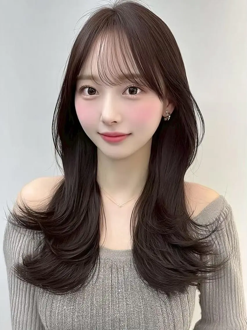 ロング カット ヘアカラー トリートメント Marin 🦢🩵のヘアスタイル
