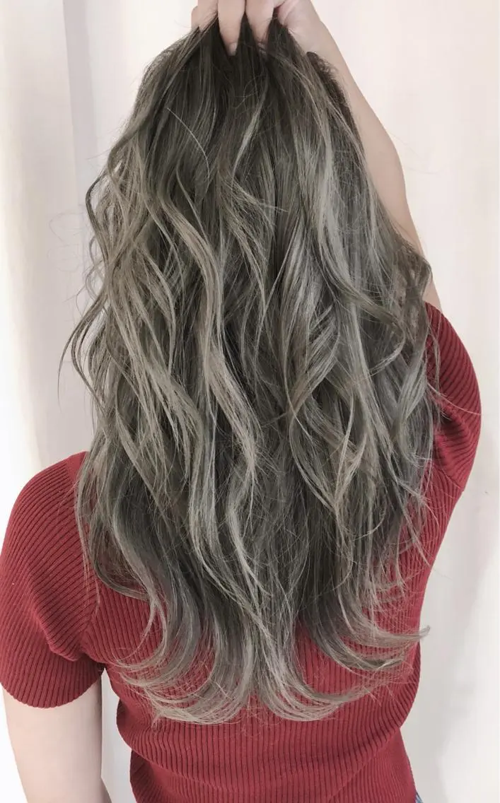セミロング カラー パーマ ヘアアレンジ アッシュ バレイヤージュ ブリーチ ケアブリーチ 透明感カラー バレイヤージュ 藤沢 髪質改善 竹内ケンゴのヘアスタイル