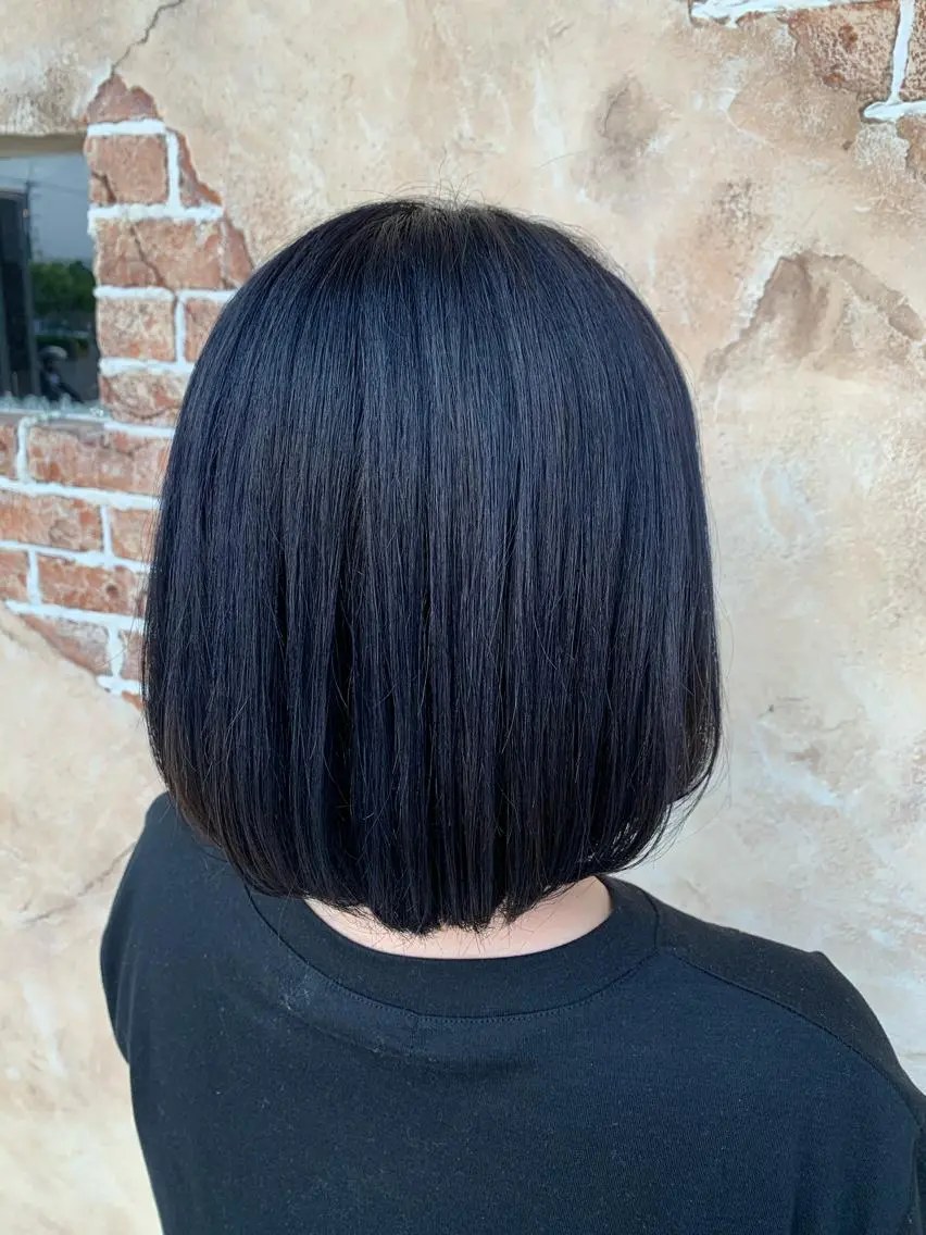 ミディアム カラー アッシュ ブリーチ ブルーカラー ブルーアッシュ 透明感カラー 艶カラー/ Nanamiのヘアスタイル