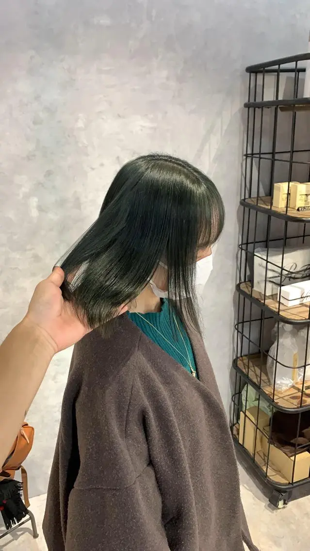 ショート 派手髪支持率No1 Eisukeのヘアスタイル
