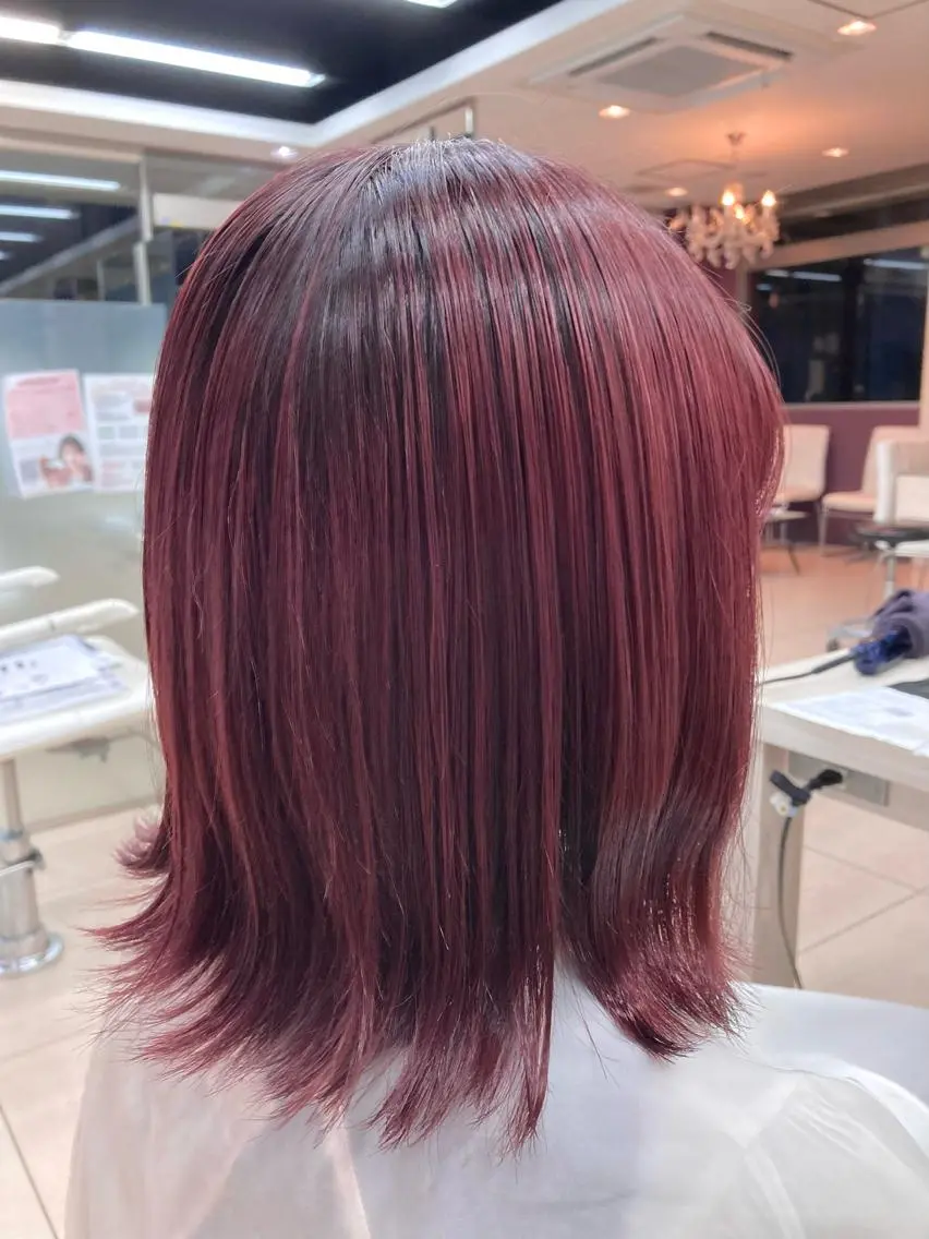 ショート カラー 🫧ダメージレス🫧 カラー&縮毛矯正のヘアスタイル