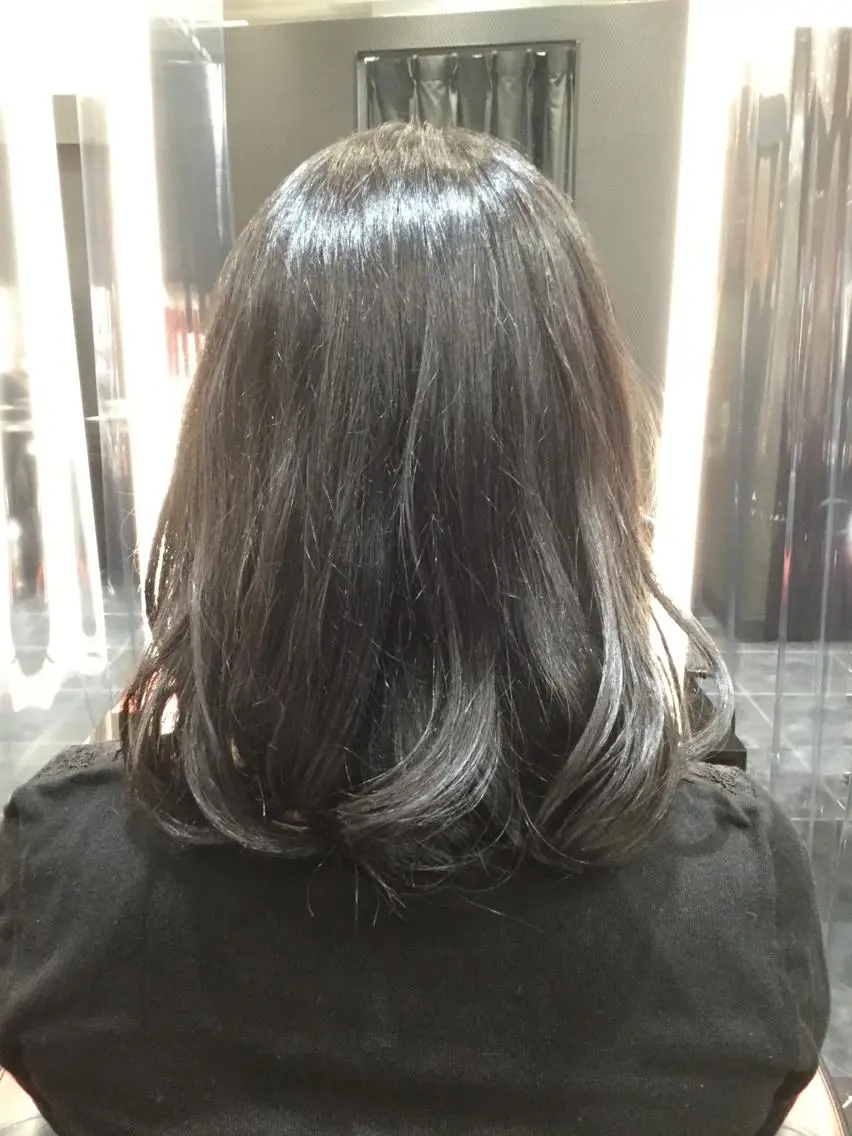 ミディアム カラー Annon プライベートサロンのヘアスタイル