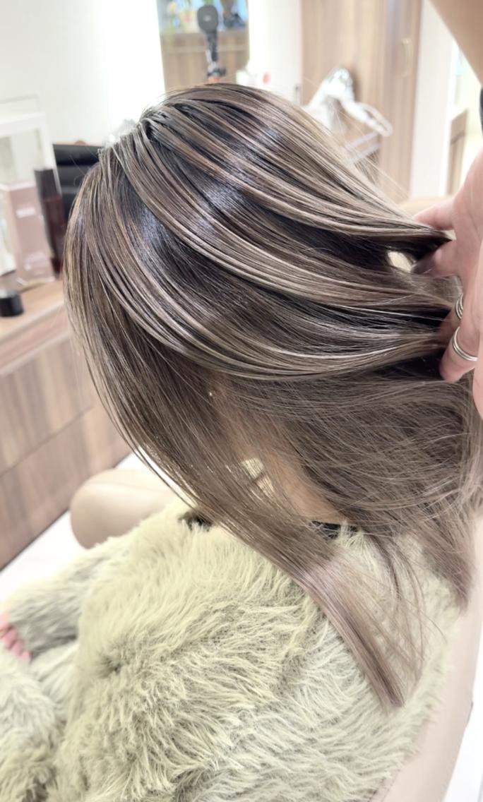ロング カラー バレイヤージュ 髪質改善 レイヤーカット カット ヘアカラー トリートメント 山崎俊輔/髪質改善 /バレイヤージュのヘアスタイル
