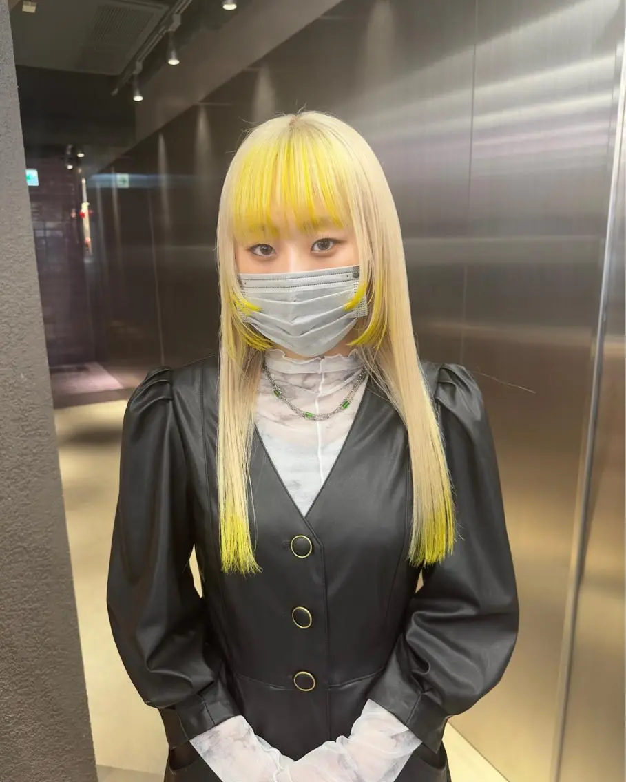 セミロング カラー ブロンド ホワイトブロンド イエローカラー 鈴木/ボブ/ ミルクティー/ピンクのヘアスタイル