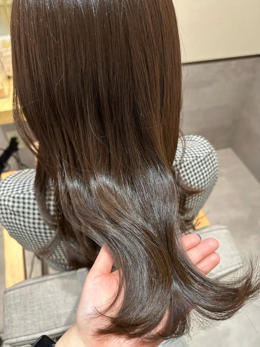 セミロング カラー ヘアカラー トリートメント やまぐち あやみのヘアスタイル