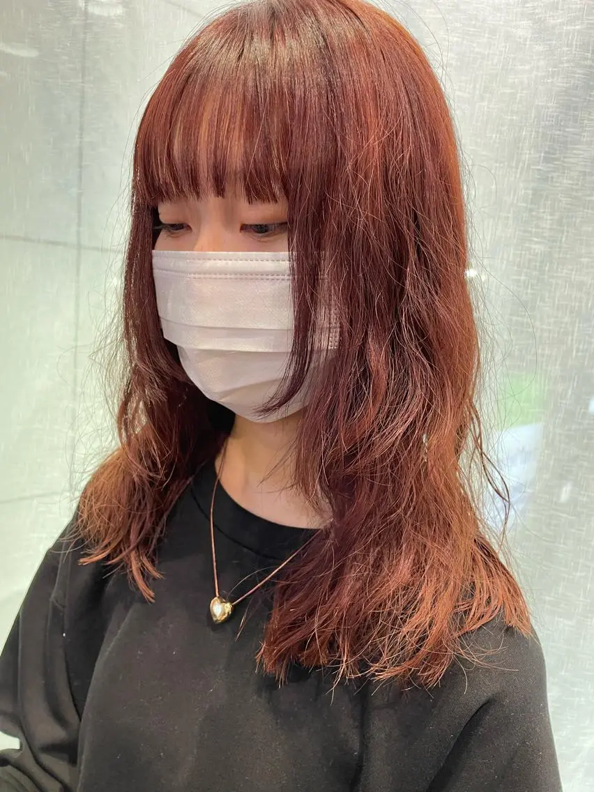 ロング カラー ブラウンカラー ハイトーンカラー オレンジ オレンジブラウン 学生 🦋sana🦋 似合わせカット✁のヘアスタイル