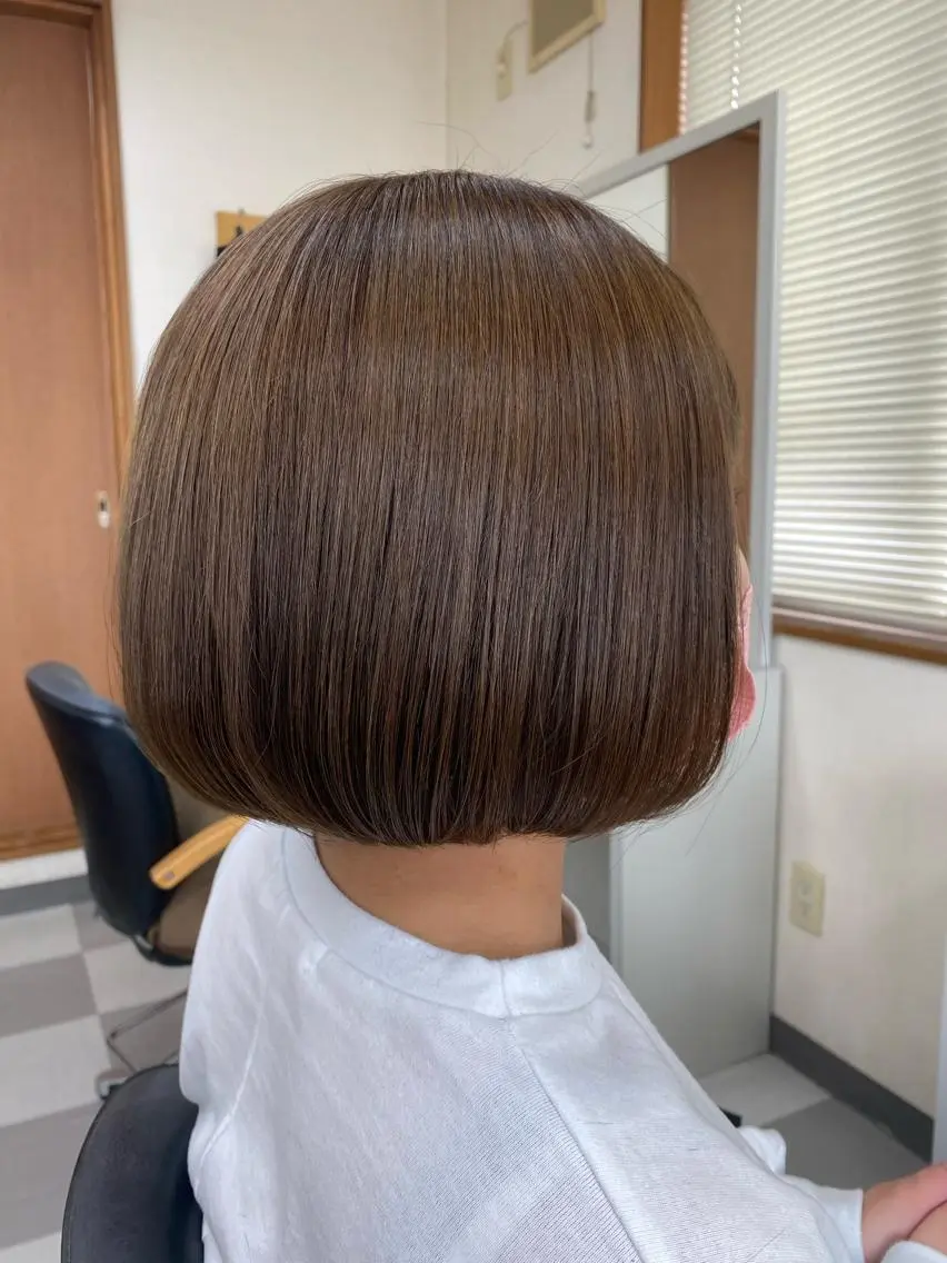 ショート ボブ カット 縮毛矯正 永沼 真依のヘアスタイル