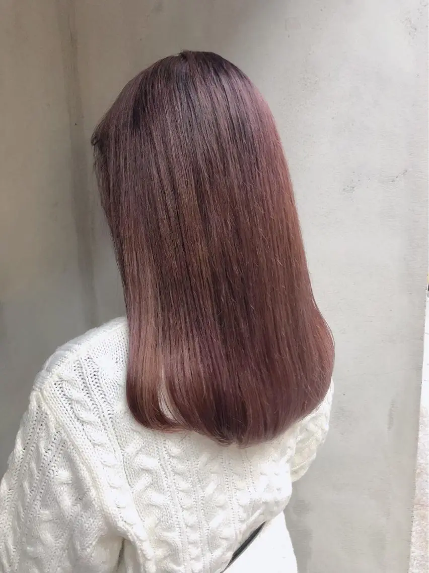 ロング ヘアカラー トリートメント 佐々木 芽衣のヘアスタイル