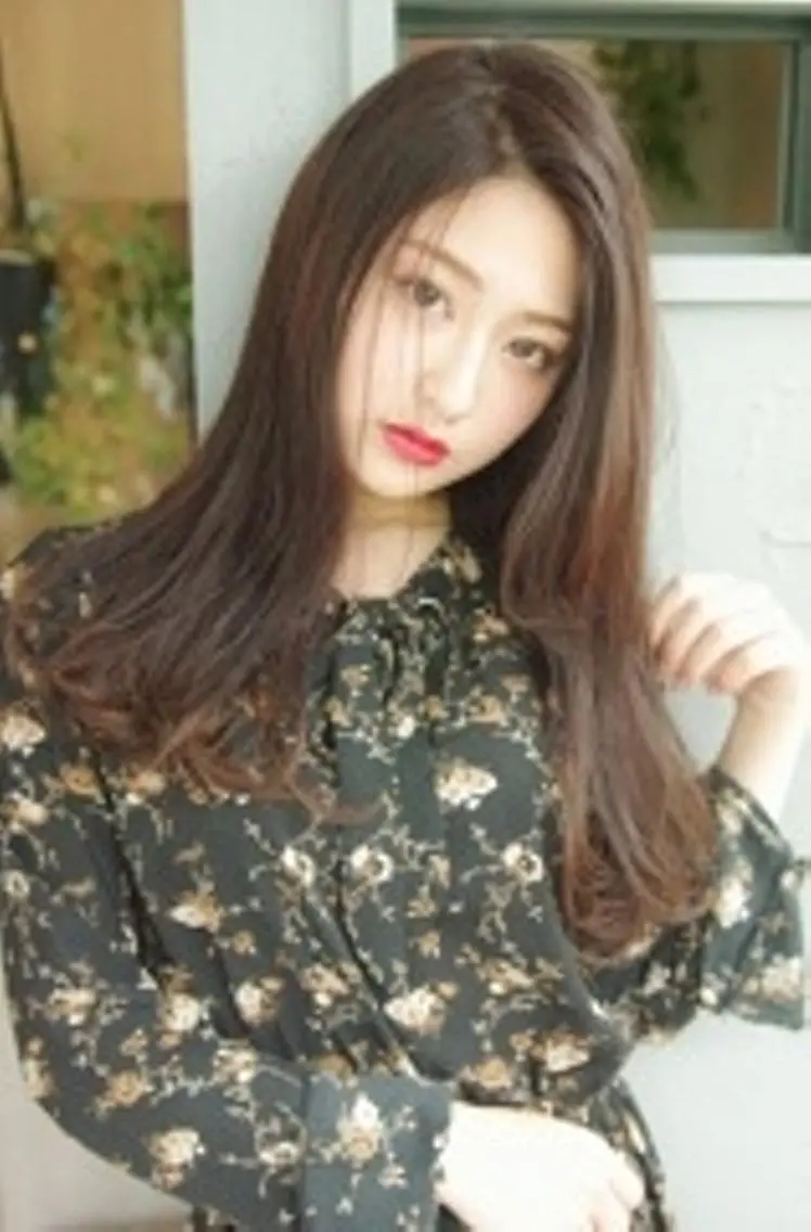 ロング 吉田 恒のヘアスタイル