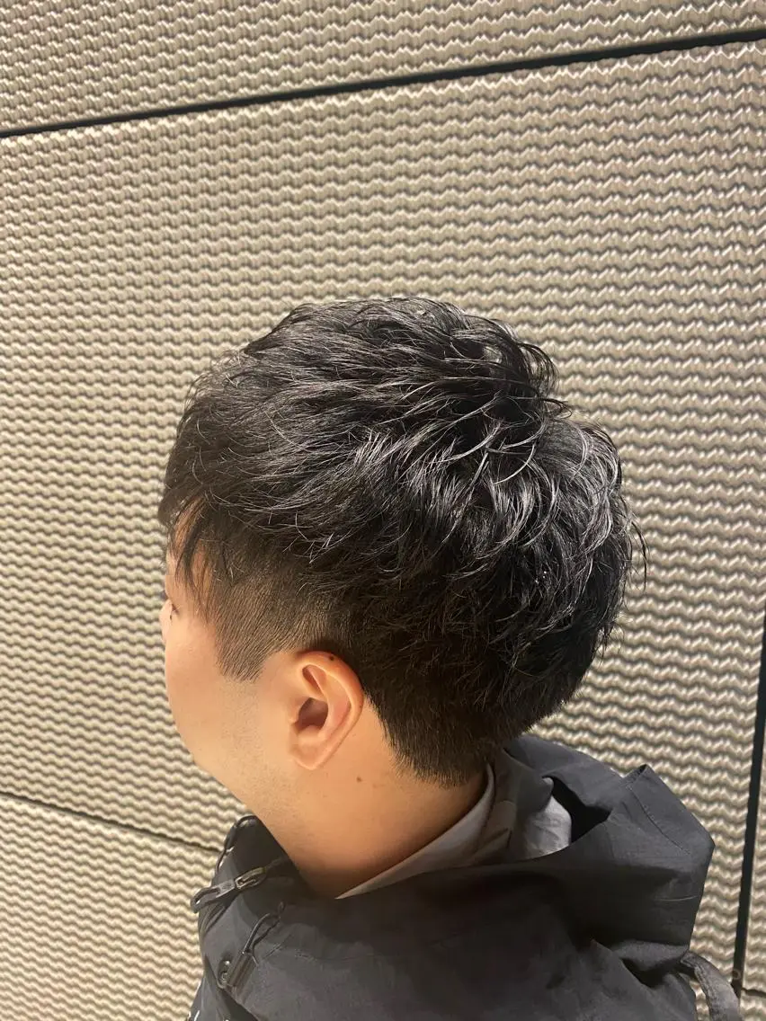 ショート メンズ 土井 康永のヘアスタイル