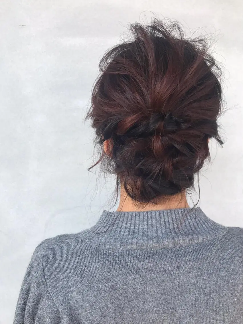 カラー レッドカラー mu ku.のヘアスタイル
