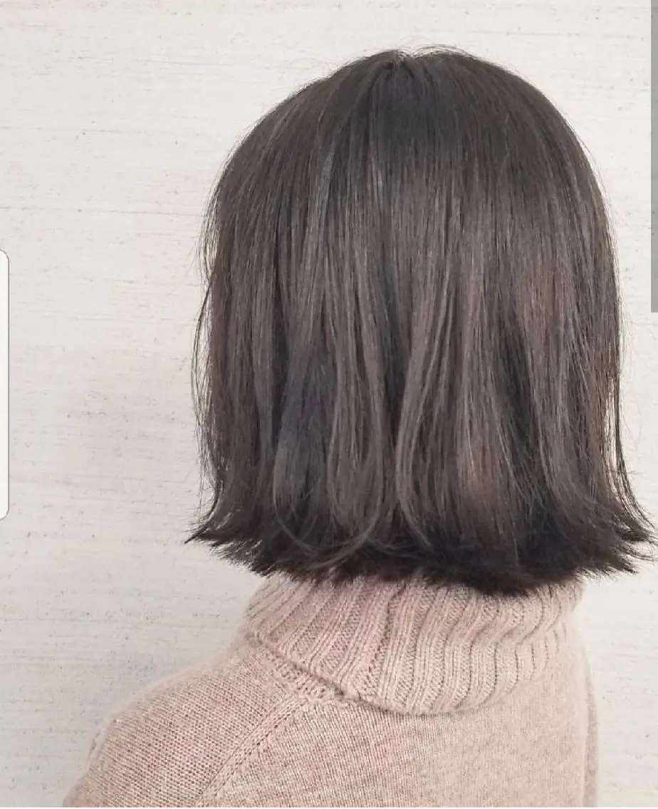 ミディアム カラー アッシュ 石井 静のヘアスタイル