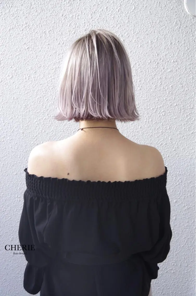 ミディアム カラー 黒髪 ブリーチ ラベンダーカラー カット ヘアカラー トリートメント CHERIEブリーチ ダブルカラー 天神のヘアスタイル