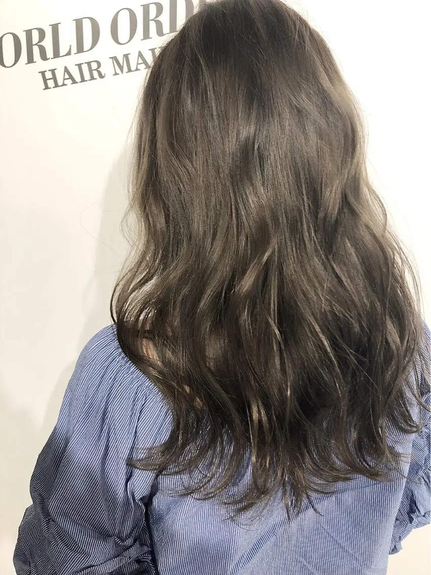カラー グレージュ イルミナカラー 夜23時まで予約🉑 reverieあきらのヘアスタイル
