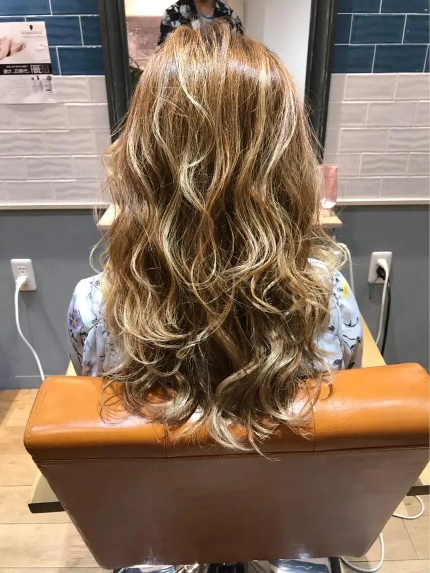 ロング カラー ヘアアレンジ カット ヘアカラー トリートメント 🦋レイヤー特化/ 羽エク/ナツミ🦋のヘアスタイル