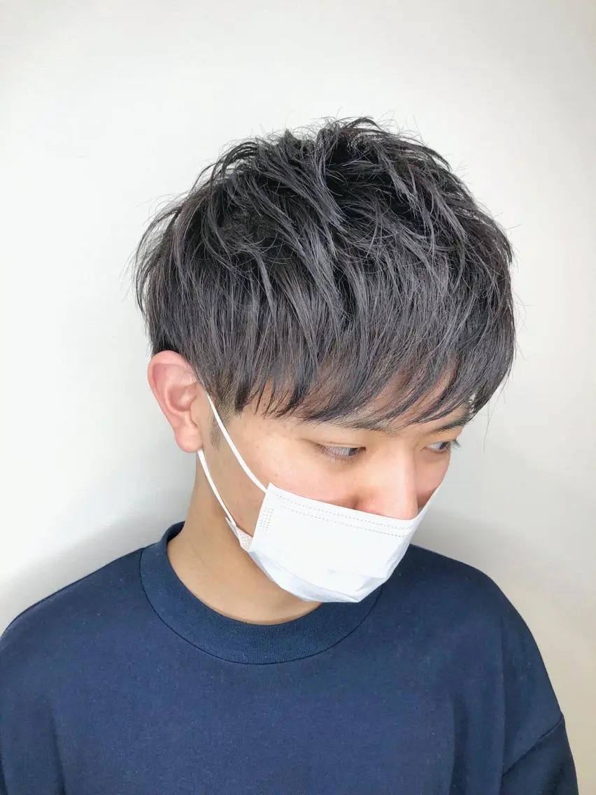 カラー メンズ メンズブリーチ ブリーチ 透明感カラー ヘアカラー トリートメント 髪質改善/イルミナ/ 城崎のヘアスタイル