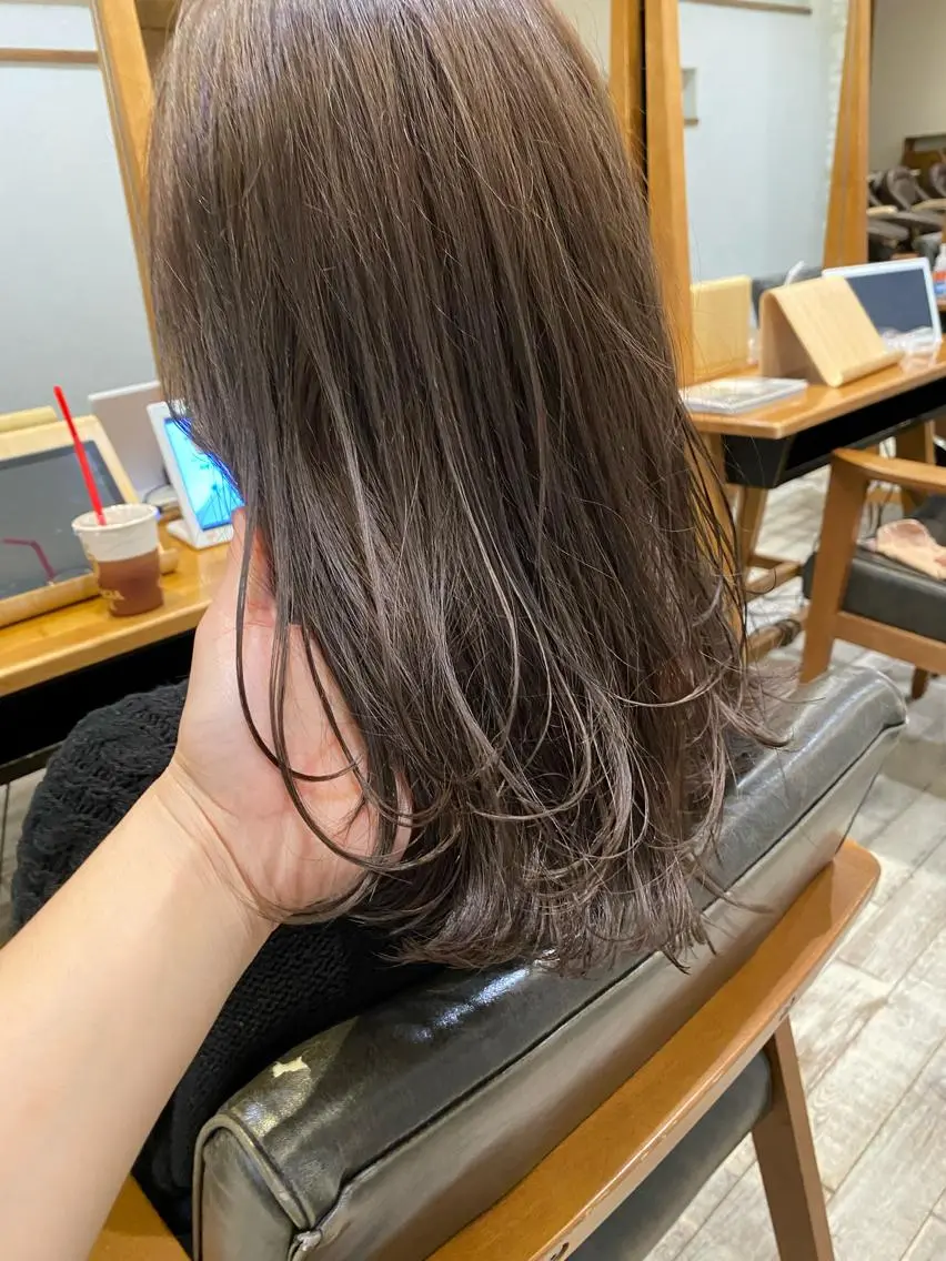 セミロング 栗原 瑞稀のヘアスタイル
