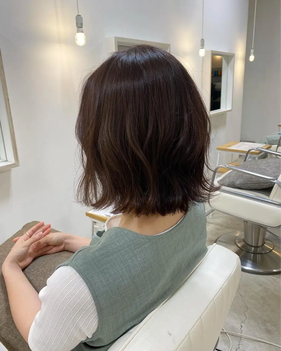 ミディアム カラー ベージュカラー 透明感カラー ラベンダーカラー ラベンダーベージュ やまぐち もえかのヘアスタイル