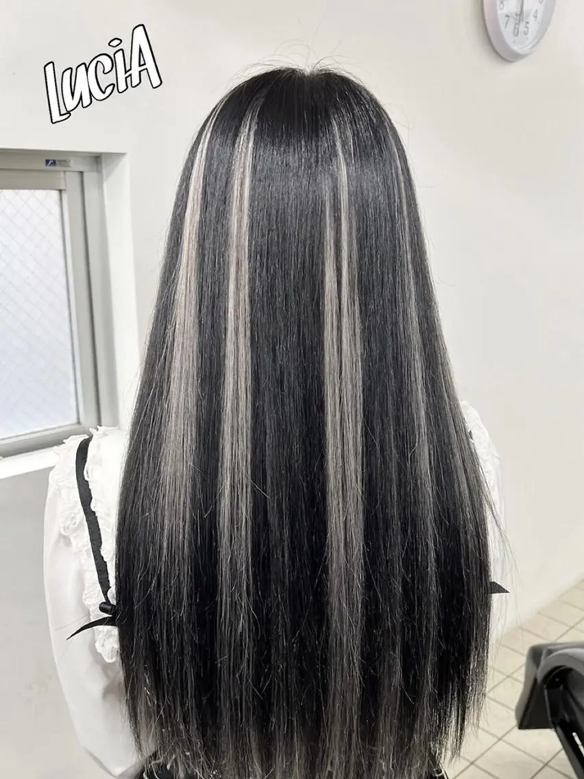カラー ヘアアレンジ ロング シールエクステ アディクシーカラー バレイヤージュ ブリーチ ケアブリーチ MISAKIエクステ ブリーチ\5900のヘアスタイル