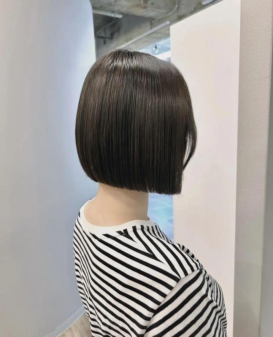 ミディアム IROW天神大名店 /スタッフモデルのヘアスタイル