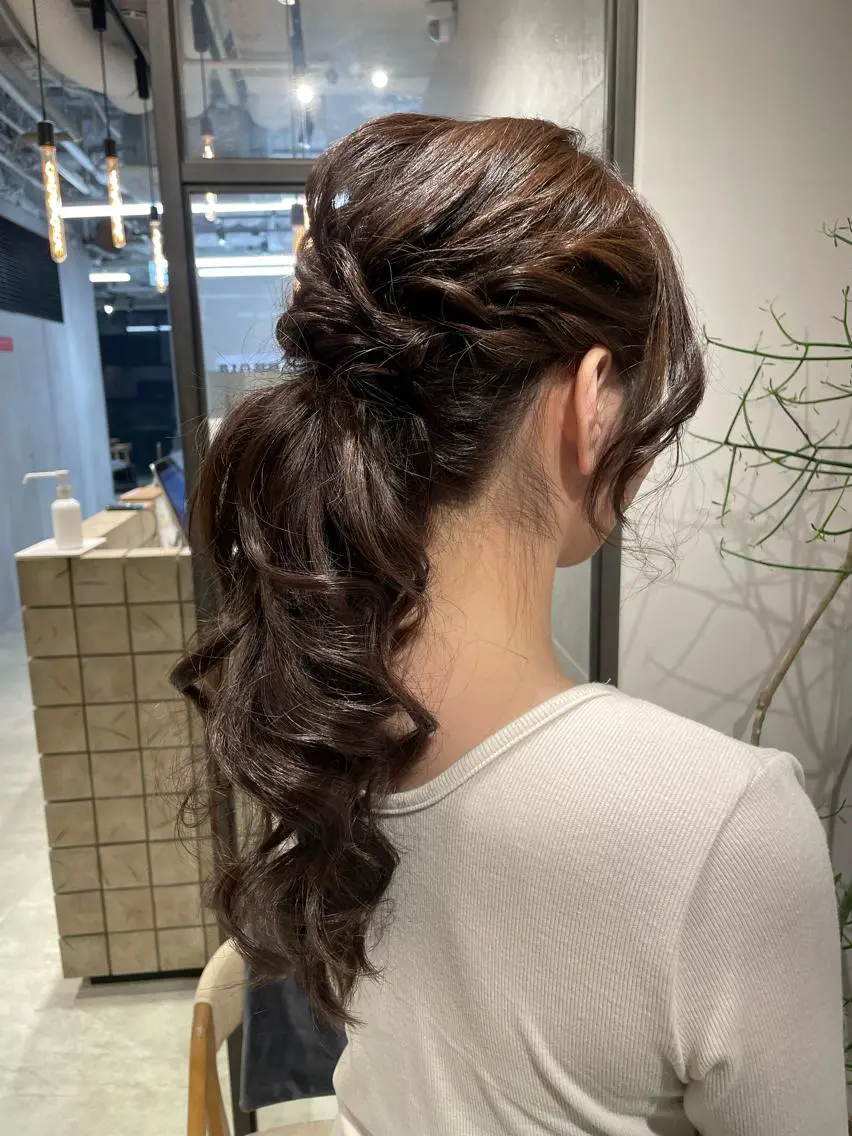 ヘアアレンジ ポニーテール 透明感カラー✨艶髪 制作🌱山根あゆみのヘアスタイル