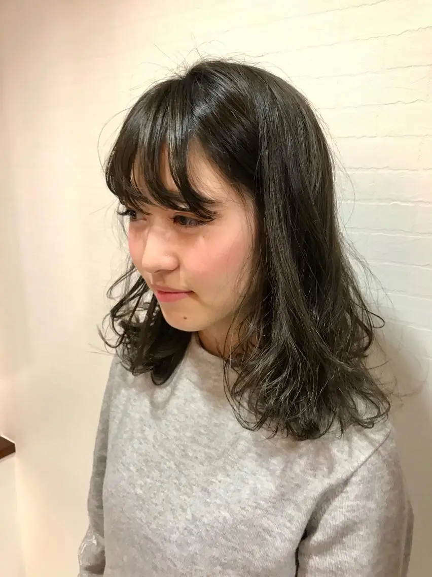 カラー アッシュ 💜ツヤヘアケア🩷 サトウシュンスケのヘアスタイル