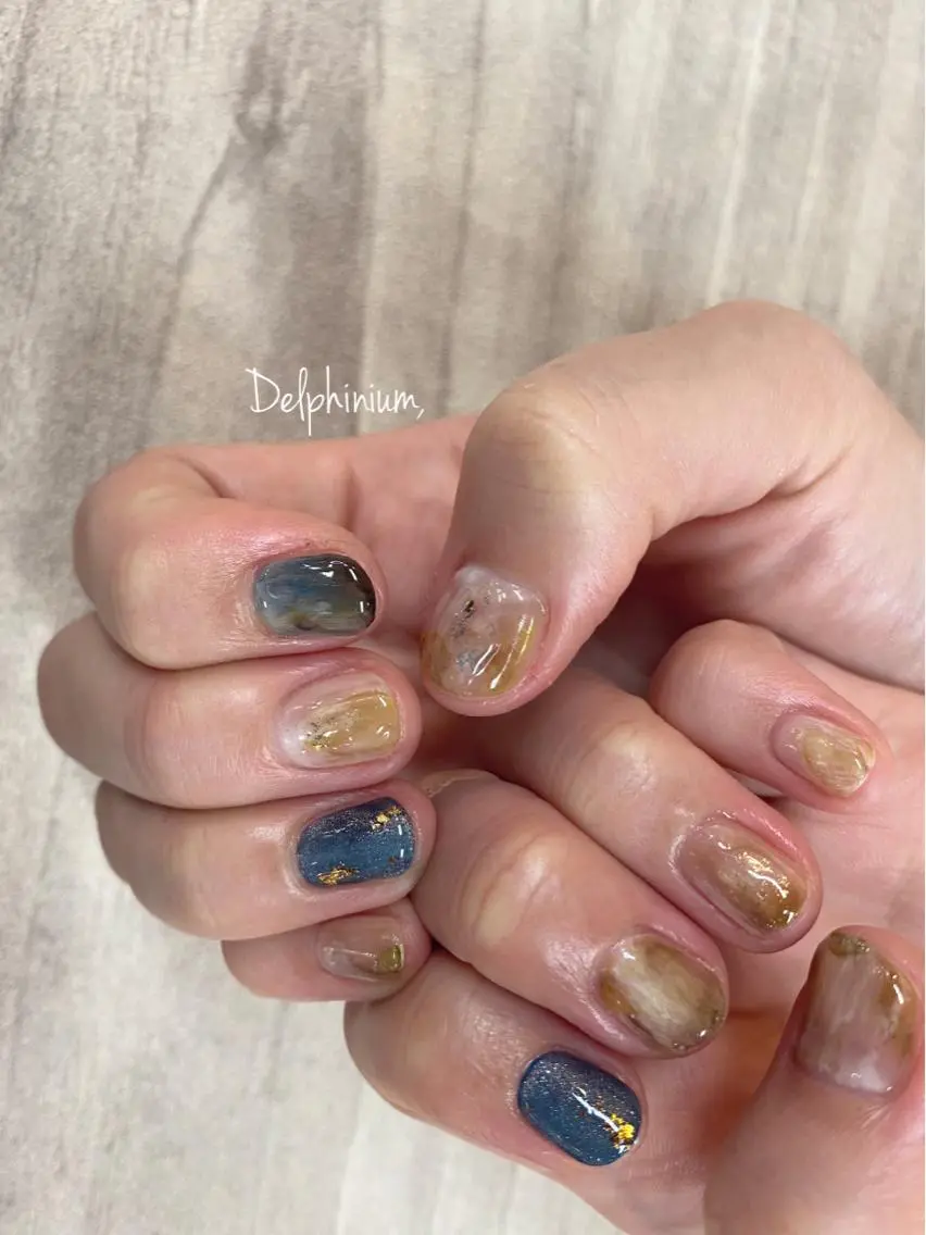 ネイル マグネットネイル ニュアンスネイル ハンドネイル 岡本 友恵のネイルデザイン