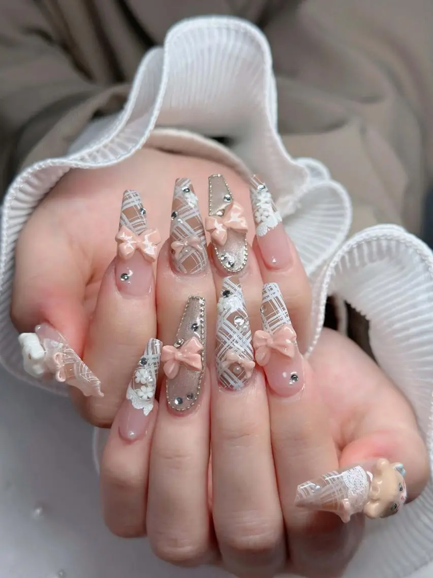 ネイル オーロラネイル チークネイル フットネイル ジェルネイル 韓国ネイル ハンドネイル Hbaby nailのネイルデザイン