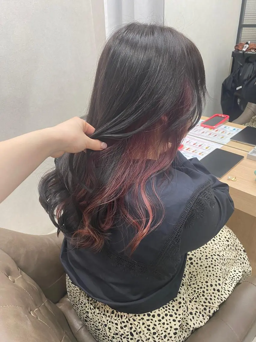ロング カラー ピンクカラー カット ヘアカラー トリートメント HARUKA🍒 toccaのヘアスタイル