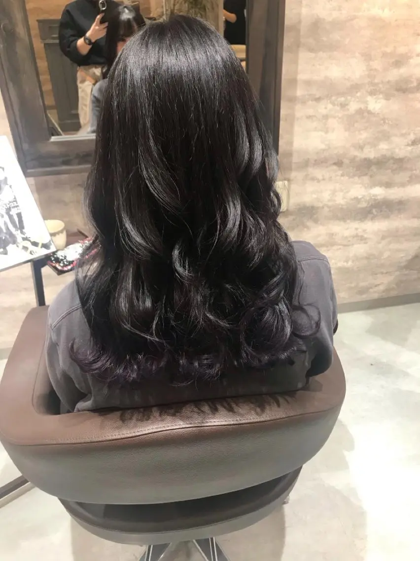 セミロング カラー ダークグレー 🫟Blanco🫟 Color&Careのヘアスタイル