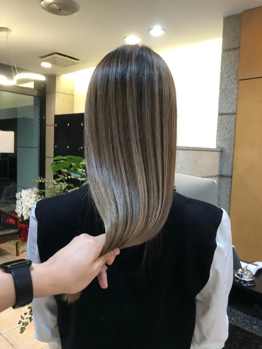 ロング カラー olino 【オリノ】西田辺のヘアスタイル