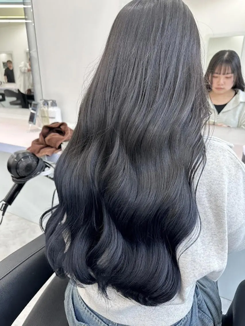 カラー 🪞official FRUITS渋谷🩰のヘアスタイル
