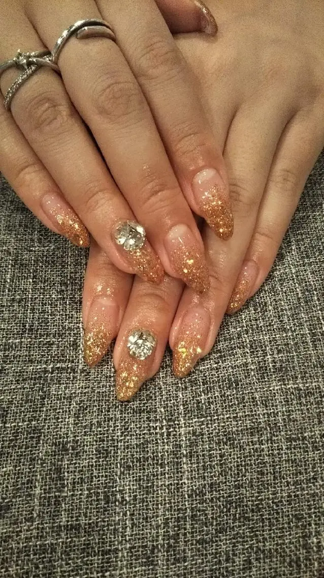 ネイル キラキラネイル ハンドネイル private salon mieのネイルデザイン