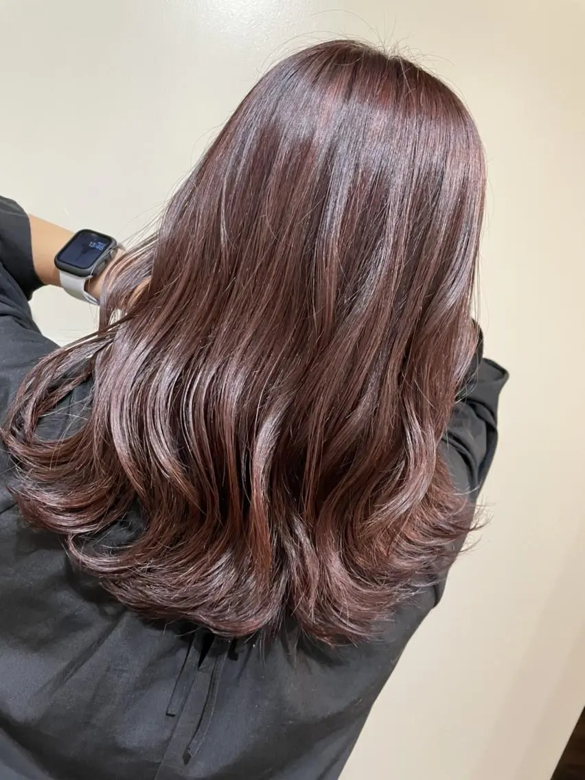 セミロング カラー ブラウンカラー ピンクカラー ピンクブラウン ヘアカラー トリートメント ハイトーン得意😍 Lumiereのヘアスタイル