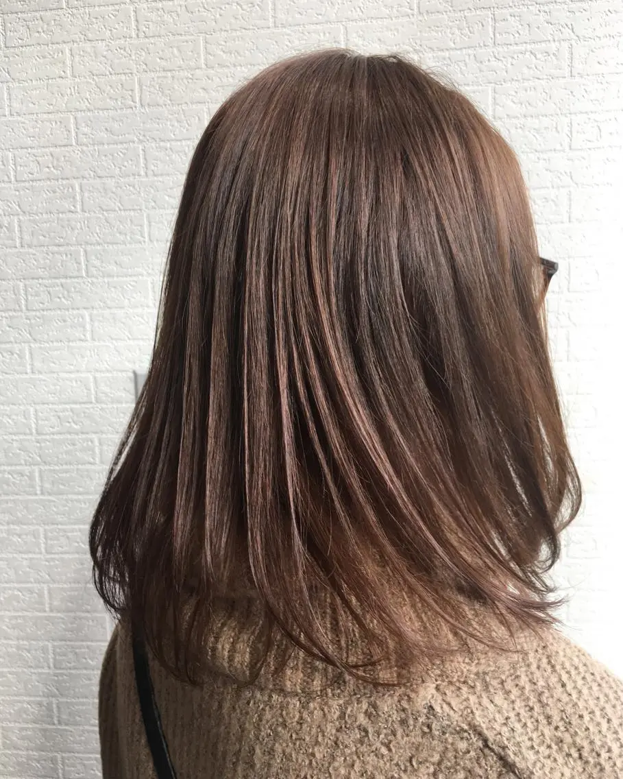 ミディアム カラー ベージュカラー ブリーチ ミルキーベージュ カット 縮毛矯正 トリートメント 髪質改善美容師 中村 一のヘアスタイル