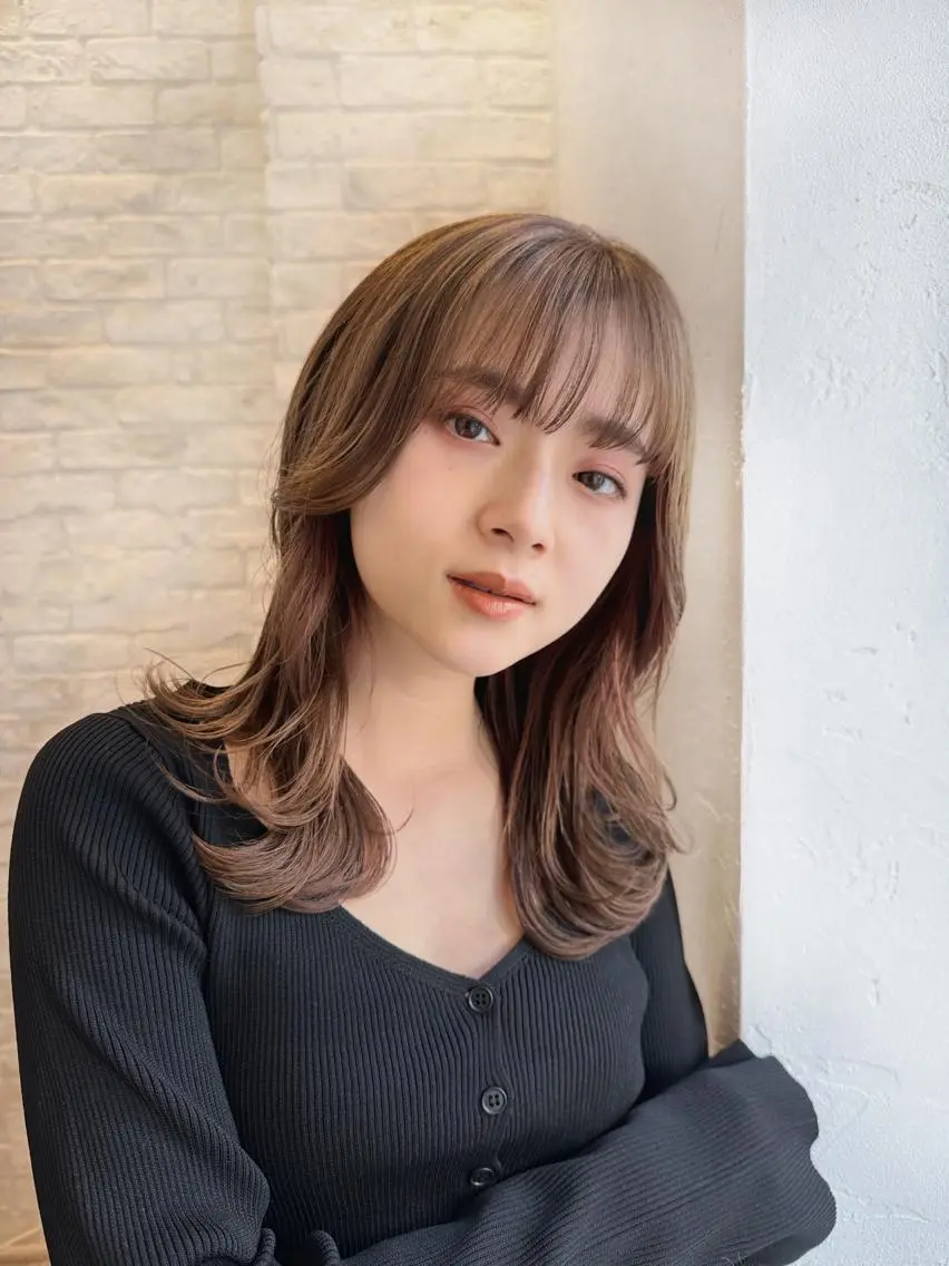 ミディアム カット 大人レイヤー×艶髪 小久保 春暁のヘアスタイル