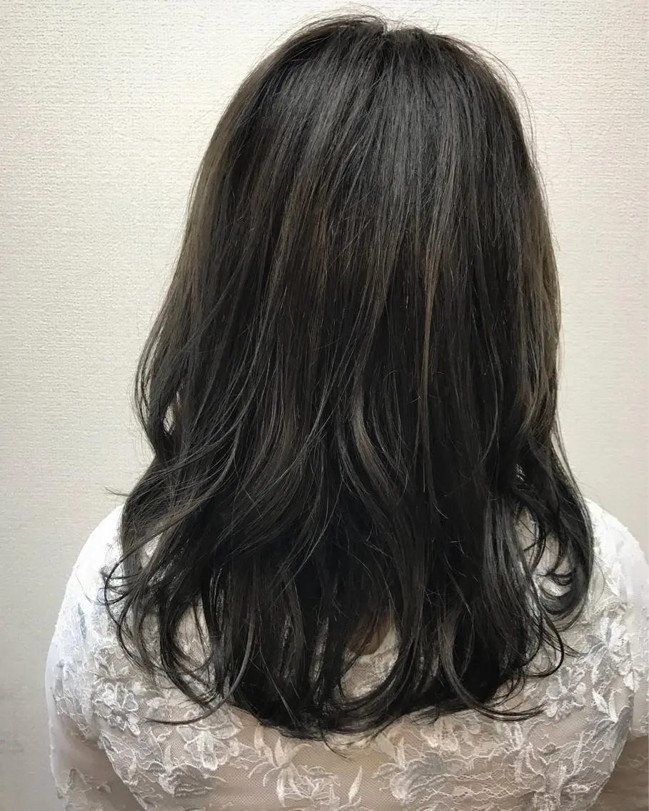 セミロング カラー カット ヘアカラー トリートメント 吉森 満俊のヘアスタイル