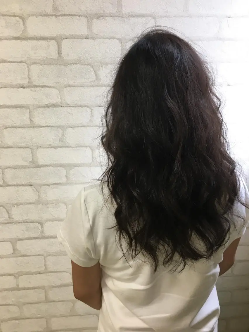 セミロング アッシュ アッシュグレー アッシュグレージュ 髪質改善×レイヤー 高嶋のヘアスタイル