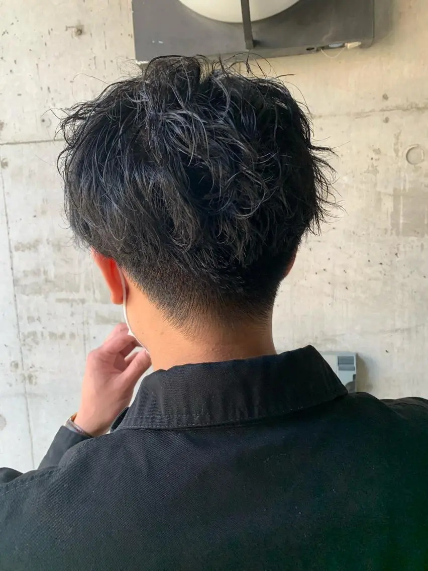 ショート パーマ ミルクティーベージュ ブリーチ 店長 清水のヘアスタイル